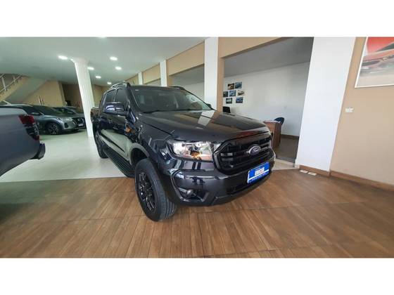 FORD RANGER 2.2 BLACK 4X2 CD 16V DIESEL 4P AUTOMÁTICO FORD RANGER 2.2 BLACK 4X2 CD 16V DIESEL 4P AUTOMÁTICO